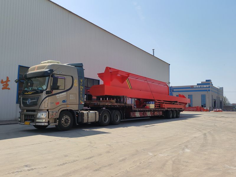 電動葫蘆門式起重機 MHxh16t—32m 制作完成，發往新疆交付客戶使用。